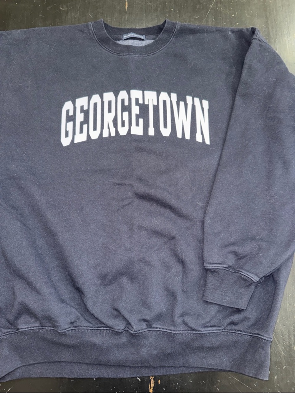 brandy melville GEORGETOWN crew neck navy blue sweatshirt. one size. like new.